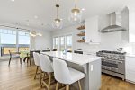 Stylish eat in kitchen with brand new appliances 